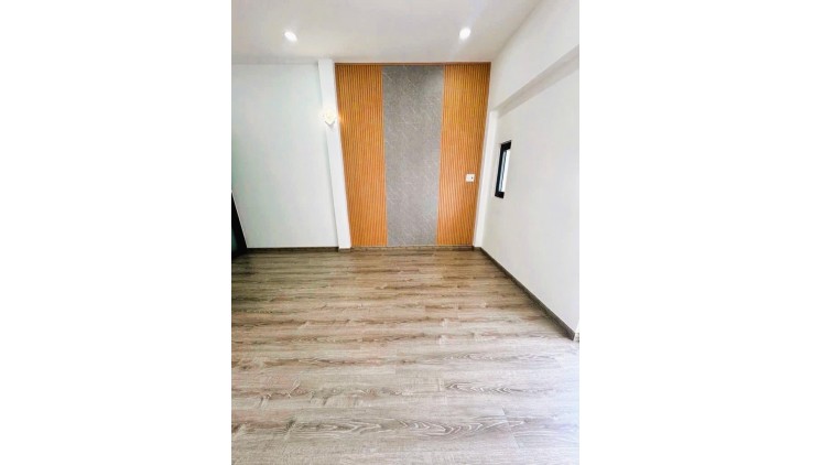 Nhà 1 SẸC - TÂN BÌNH - NGUYỄN SỸ SÁCH - 4x10 - SÁT MT- CHỈ HƠN 4 Tỷ  XÍU